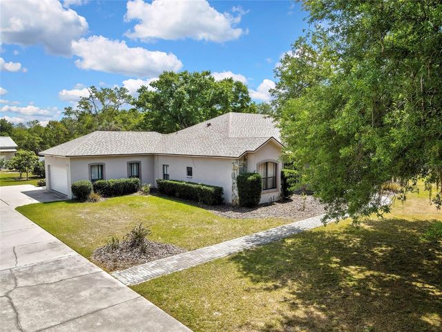18401 30TH STREET, Lutz, FL 33559
