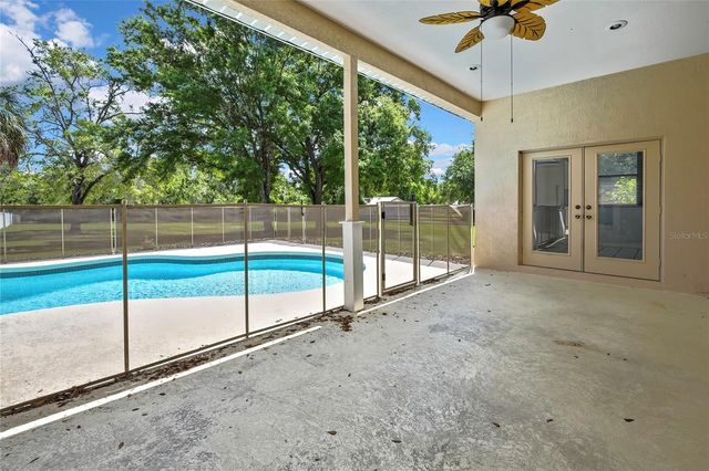 18401 30TH STREET, Lutz, FL 33559