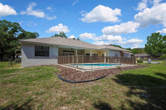 18401 30TH STREET, Lutz, FL 33559