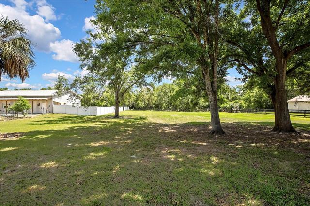 18401 30TH STREET, Lutz, FL 33559