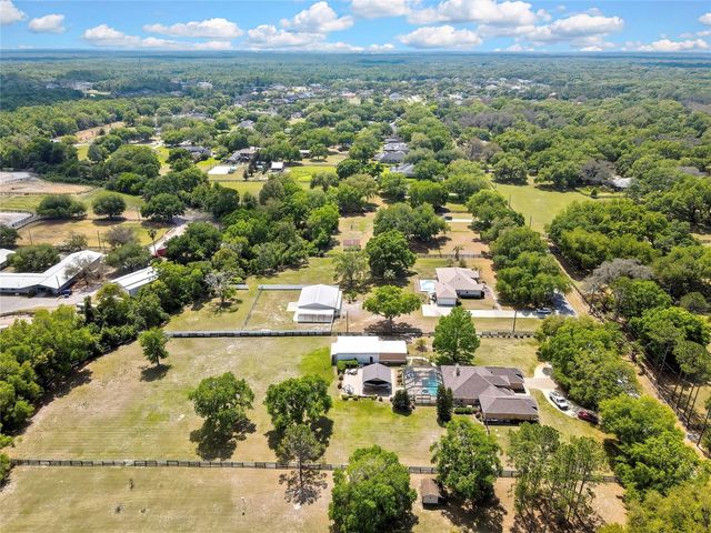 18401 30TH STREET, Lutz, FL 33559