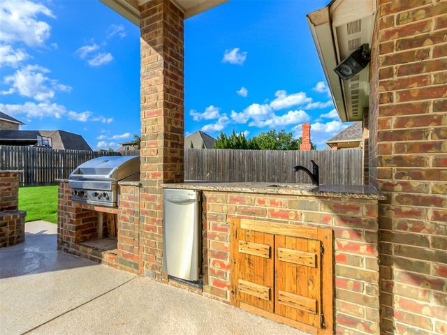 16233 Josiah Place, Edmond, OK 73013