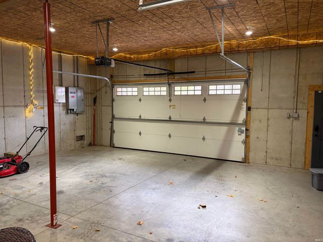 6369 N 1225 west Crossroad, Monticello, IN 47960