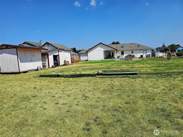 9214 Applegate Loop SW, Rochester, WA 98579