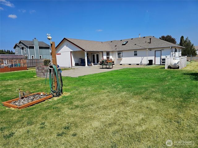 9214 Applegate Loop SW, Rochester, WA 98579