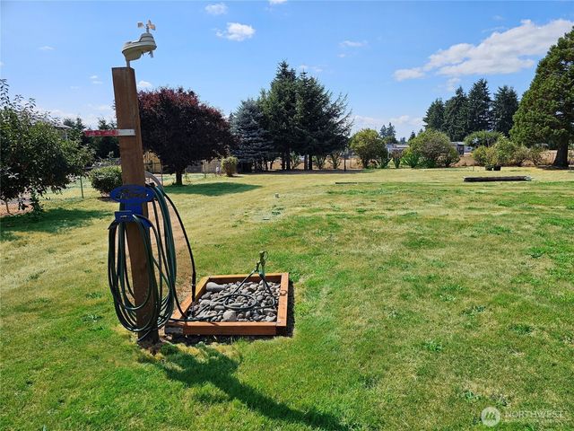 9214 Applegate Loop SW, Rochester, WA 98579