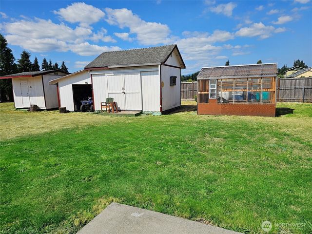 9214 Applegate Loop SW, Rochester, WA 98579