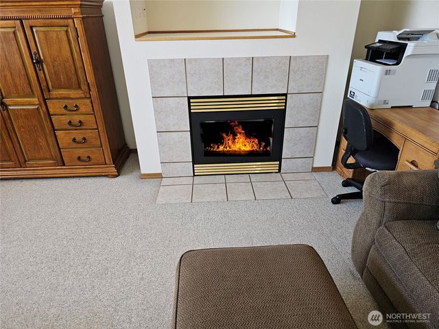 9214 Applegate Loop SW, Rochester, WA 98579