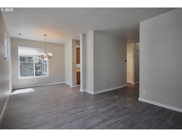 11759 Sw MURRE Ter 550, Beaverton, OR 97007