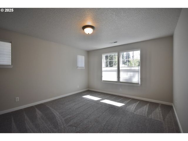 11759 Sw MURRE Ter 550, Beaverton, OR 97007