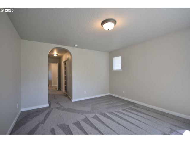 11759 Sw MURRE Ter 550, Beaverton, OR 97007