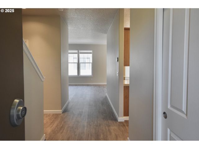 11759 Sw MURRE Ter 550, Beaverton, OR 97007