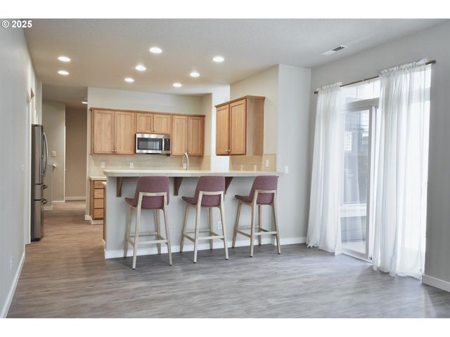 11759 Sw MURRE Ter 550, Beaverton, OR 97007