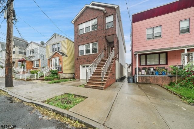 19 Terhune Ave, Jersey City, NJ 07305