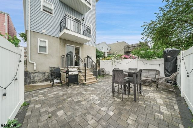 19 Terhune Ave, Jersey City, NJ 07305