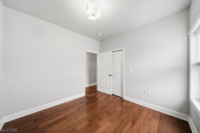 19 Terhune Ave, Jersey City, NJ 07305