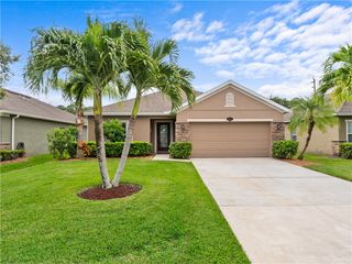 8061 Westfield Circle, Vero Beach, FL 32966