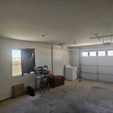 19321 97th Street, California City, CA 93505