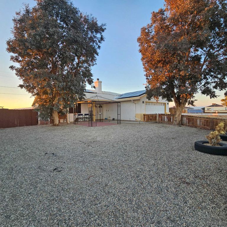 19321 97th Street, California City, CA 93505