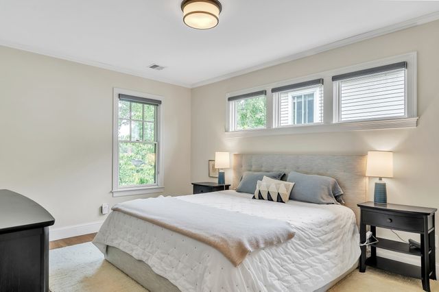 131 Winchester St 131, Brookline, MA 02446