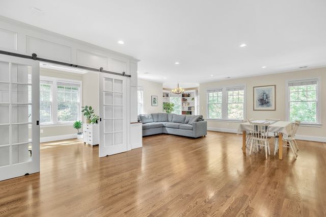 131 Winchester St 131, Brookline, MA 02446