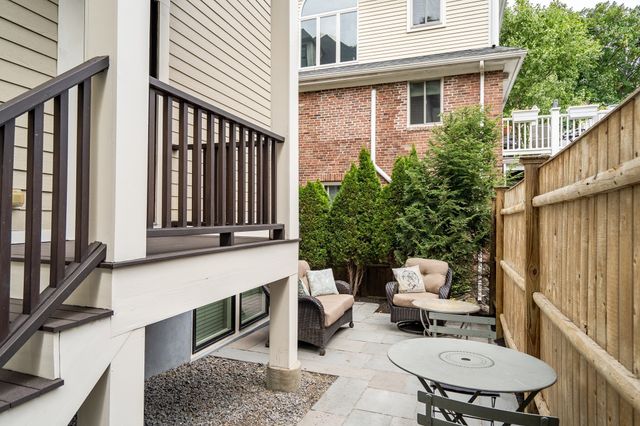 131 Winchester St 131, Brookline, MA 02446