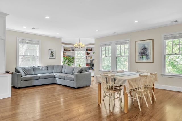 131 Winchester St 131, Brookline, MA 02446