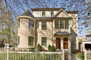 131 Winchester St 131, Brookline, MA 02446