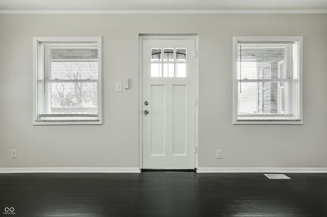 6245 Linda Lane, Indianapolis, IN 46241