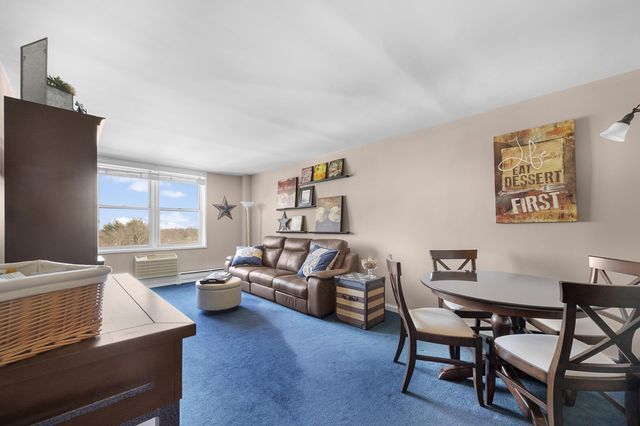 5440 Little Neck Pkwy Apt 6G, New York City, NY 11362