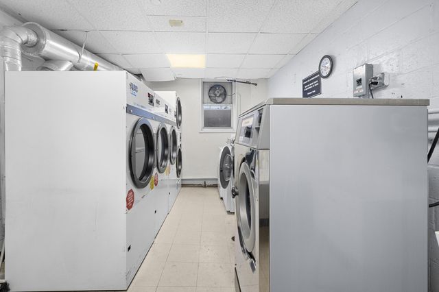 5440 Little Neck Pkwy Apt 6G, New York City, NY 11362