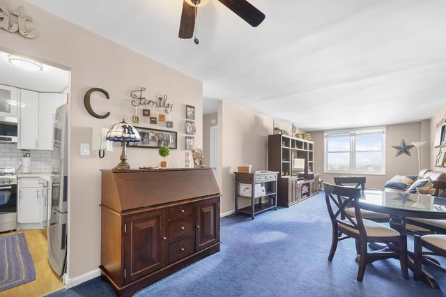 5440 Little Neck Pkwy Apt 6G, New York City, NY 11362