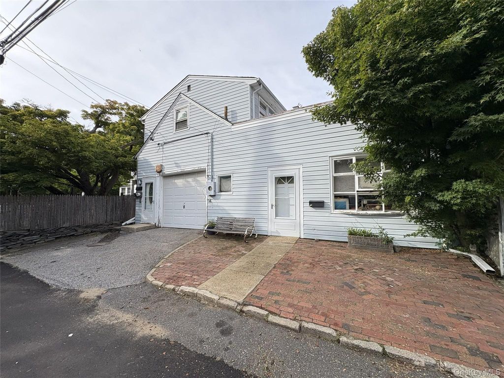 70 14th Avenue, Sea Cliff, NY 11579 — photo 2