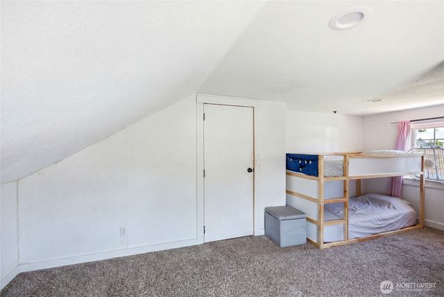 709 Celery Avenue, Algona, WA 98001