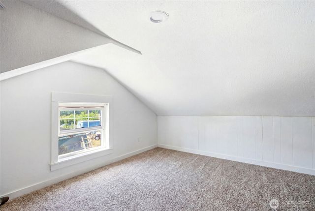 709 Celery Avenue, Algona, WA 98001