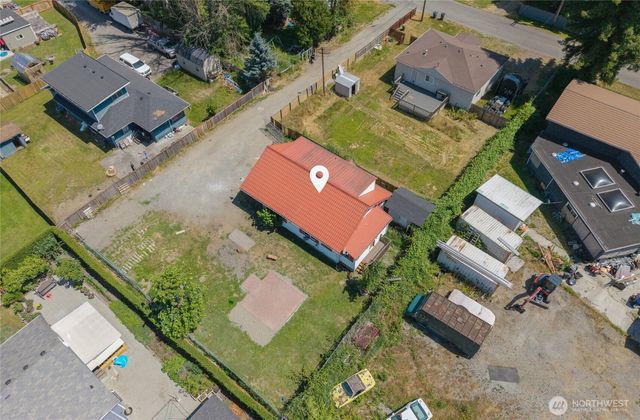 709 Celery Avenue, Algona, WA 98001