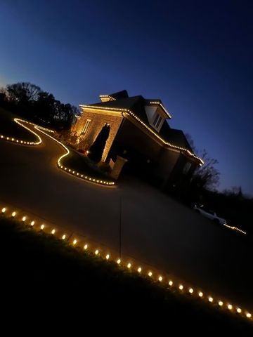 835 Savannah West Ct, Springfield, TN 37172