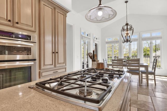 835 Savannah West Ct, Springfield, TN 37172