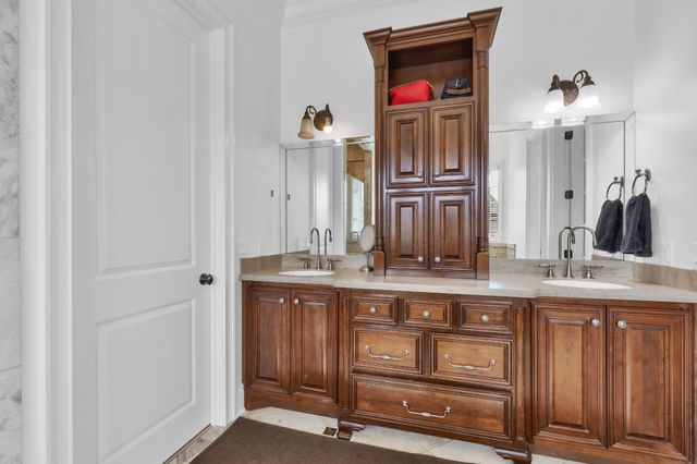 835 Savannah West Ct, Springfield, TN 37172