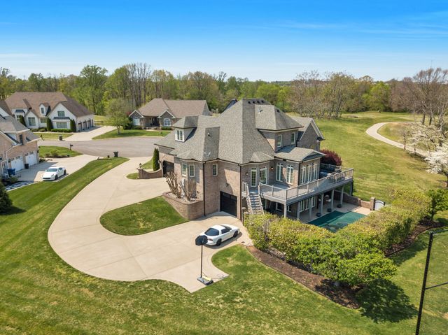 835 Savannah West Ct, Springfield, TN 37172