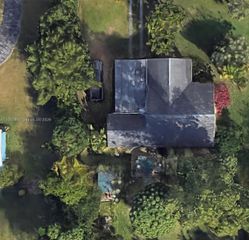 1490 NW 8th St, Homestead, FL 33030