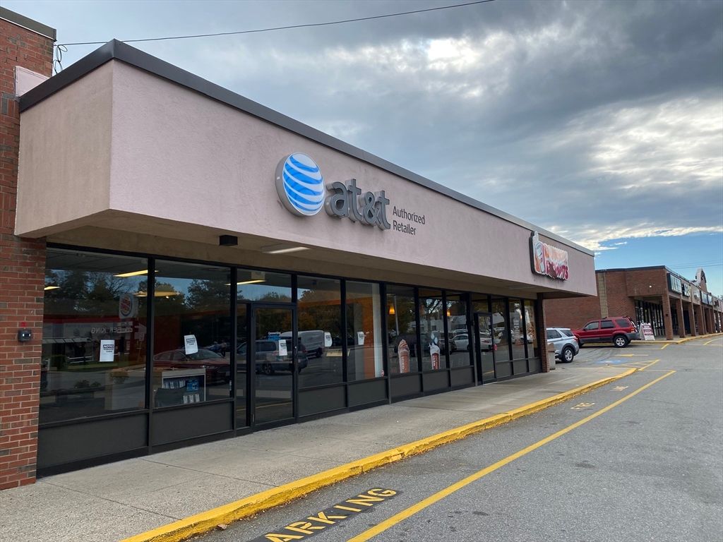 196 Main St, Stoneham, MA 02180