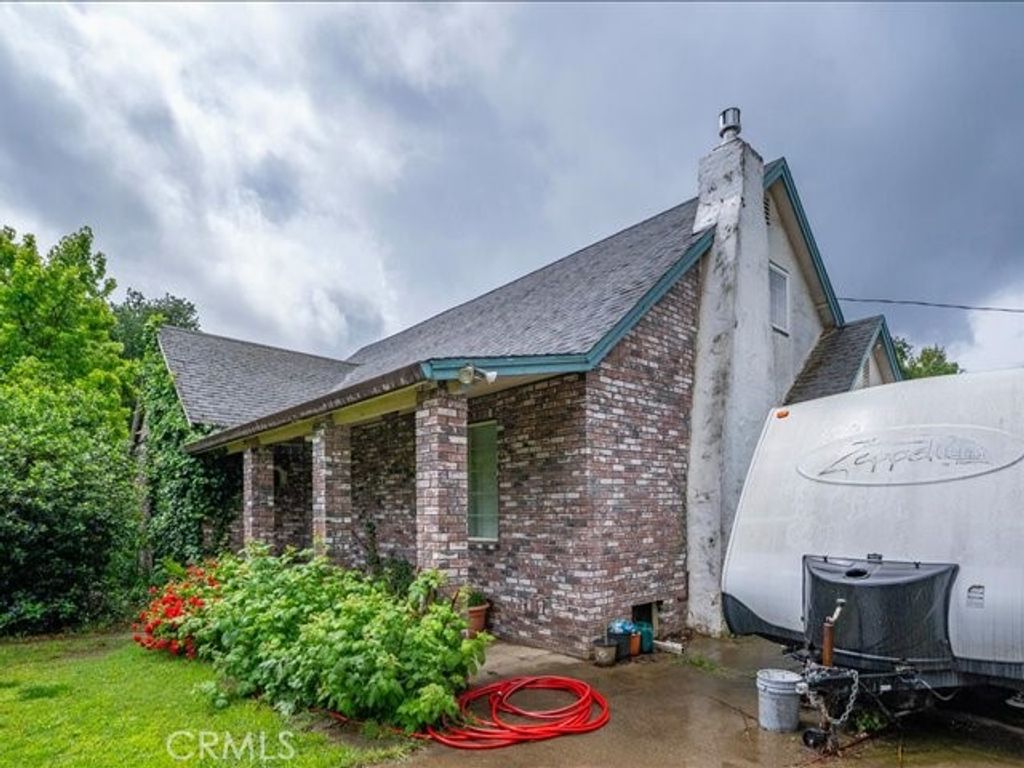 Image 71 of property listing at 1129 Dewsnup Avenue, Gridley, CA 95948