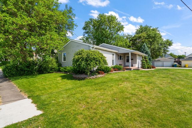 518 Merrillville Road, Crown Point, IN 46307