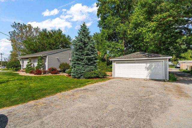 518 Merrillville Road, Crown Point, IN 46307