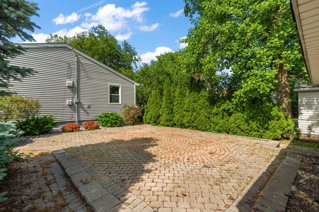 518 Merrillville Road, Crown Point, IN 46307