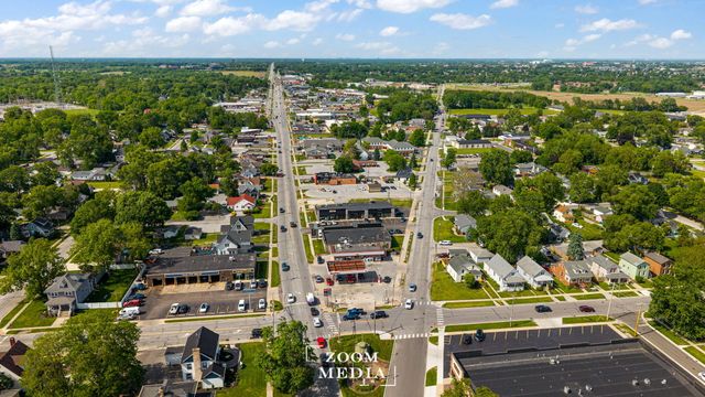 518 Merrillville Road, Crown Point, IN 46307