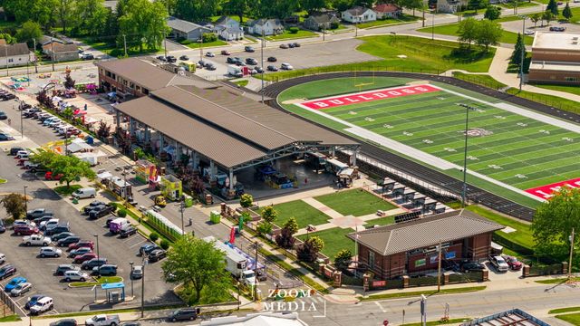 518 Merrillville Road, Crown Point, IN 46307