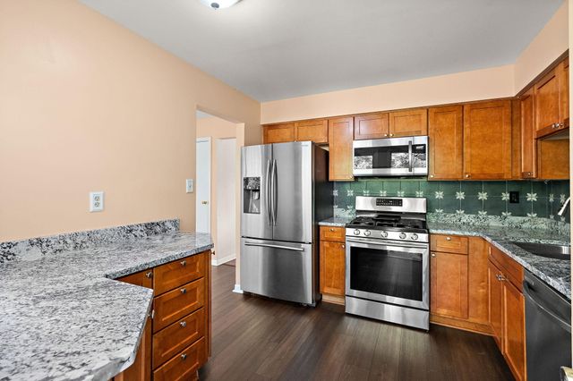 518 Merrillville Road, Crown Point, IN 46307
