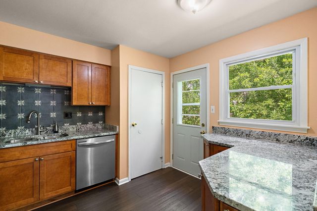 518 Merrillville Road, Crown Point, IN 46307
